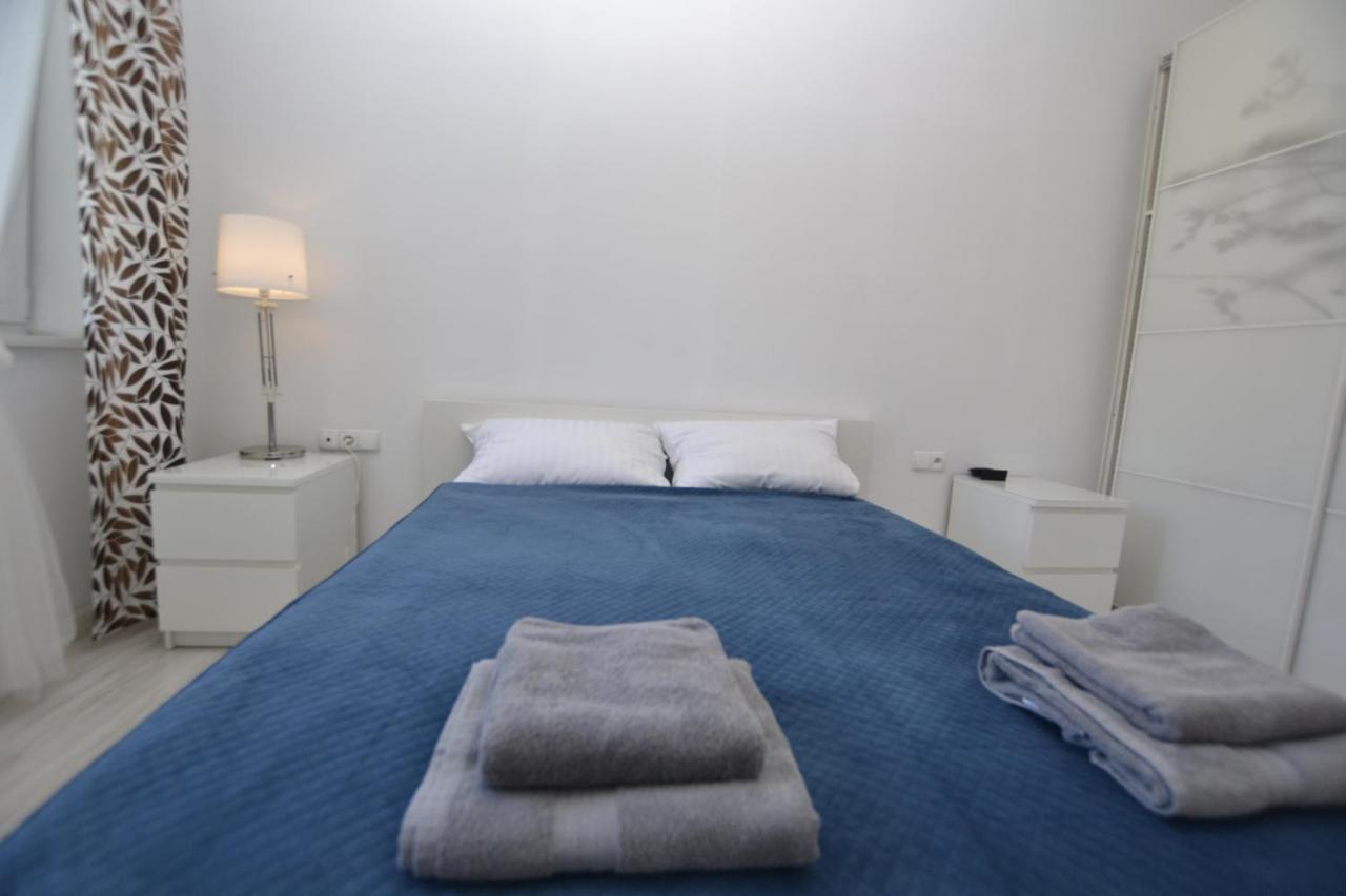 Apartament Bursztynowy Z Garazem -Centrum Gliwic Гливице Экстерьер фото