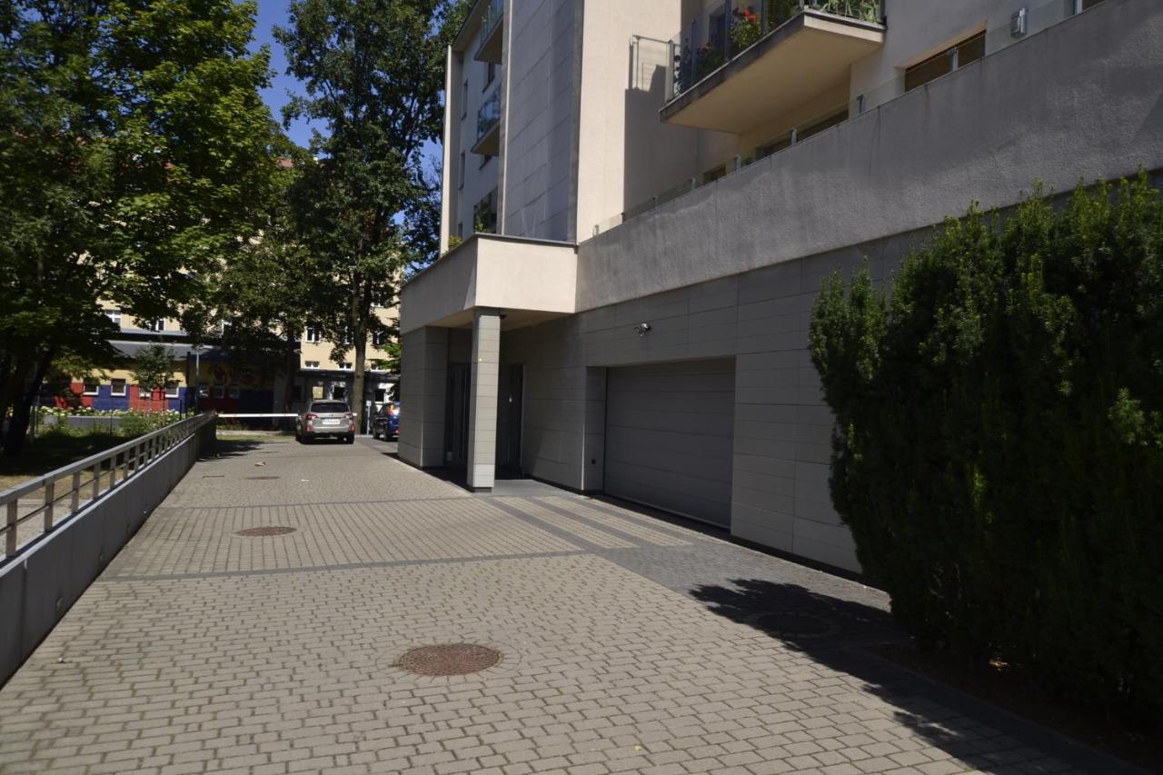 Apartament Bursztynowy Z Garazem -Centrum Gliwic Гливице Экстерьер фото